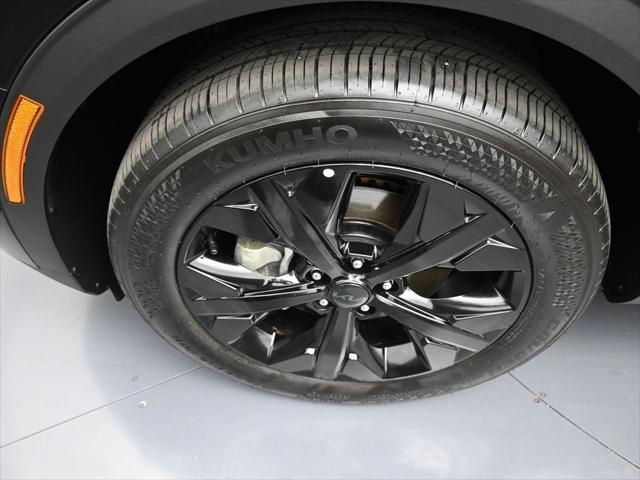 used 2025 Kia Sportage car, priced at $32,000