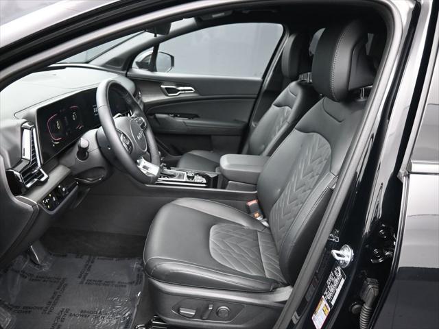 used 2025 Kia Sportage car, priced at $32,000