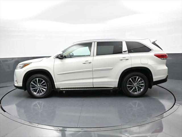 used 2018 Toyota Highlander car, priced at $26,500