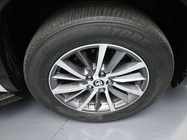 used 2018 Toyota Highlander car, priced at $26,500