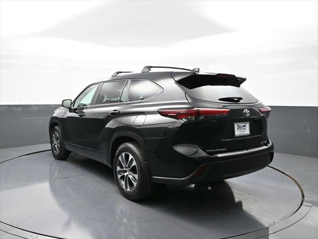 used 2024 Toyota Highlander car, priced at $43,500