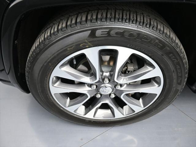used 2018 Jeep Grand Cherokee car, priced at $18,000