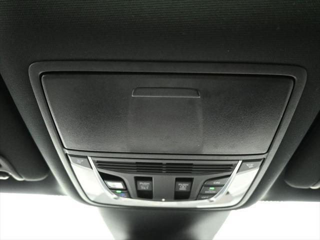used 2022 Acura MDX car, priced at $40,600