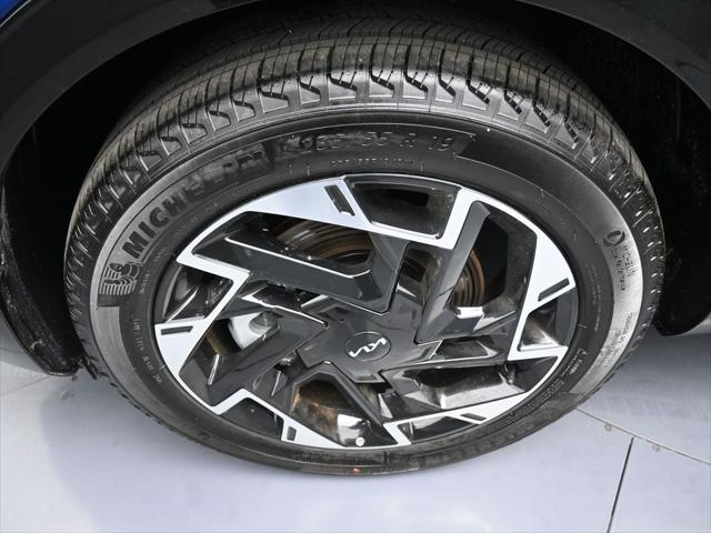 new 2025 Kia Sportage car, priced at $36,415