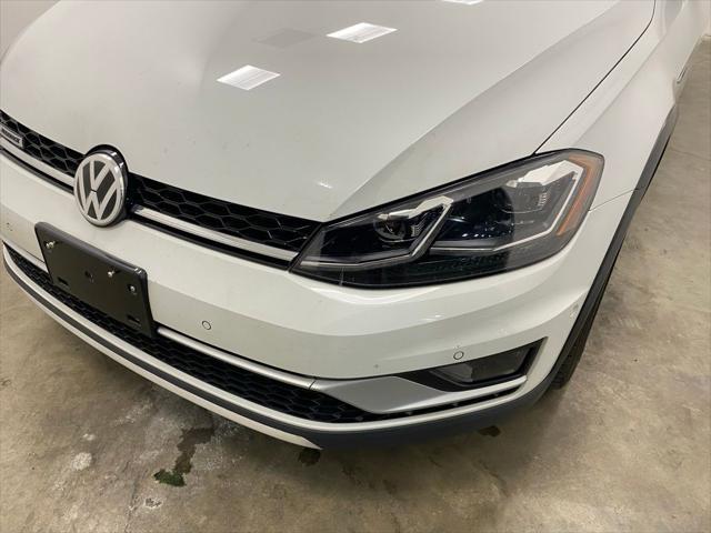 used 2019 Volkswagen Golf Alltrack car, priced at $22,000