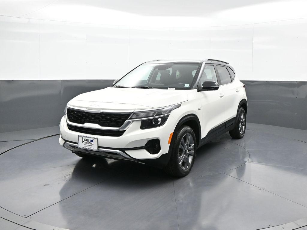 used 2023 Kia Seltos car, priced at $20,800