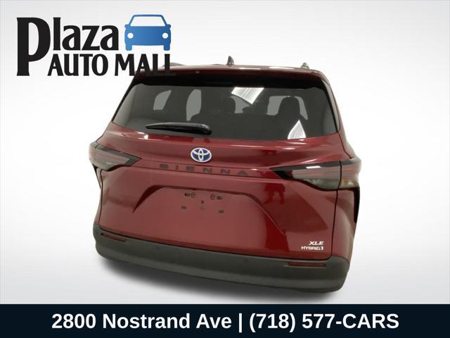 used 2023 Toyota Sienna car, priced at $48,474