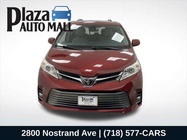 used 2018 Toyota Sienna car, priced at $30,424