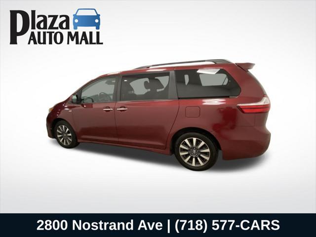 used 2018 Toyota Sienna car, priced at $30,424