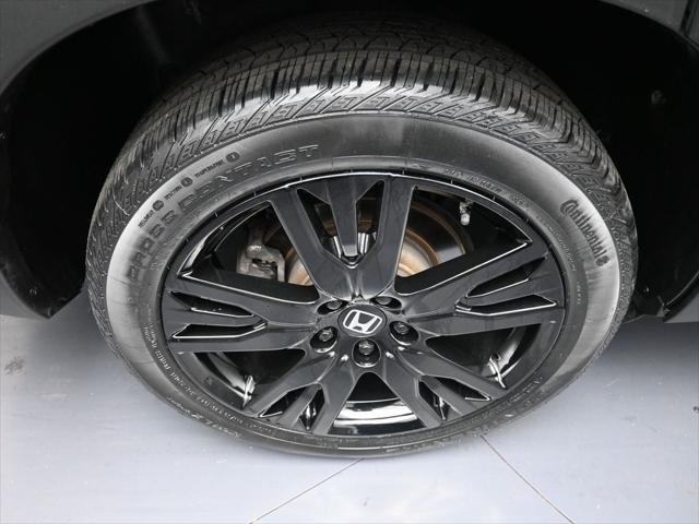 used 2022 Honda Pilot car, priced at $30,000