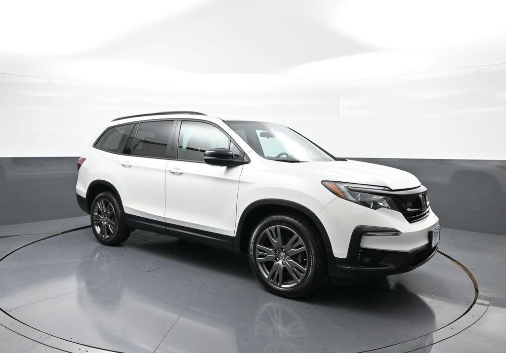 used 2022 Honda Pilot car, priced at $27,000
