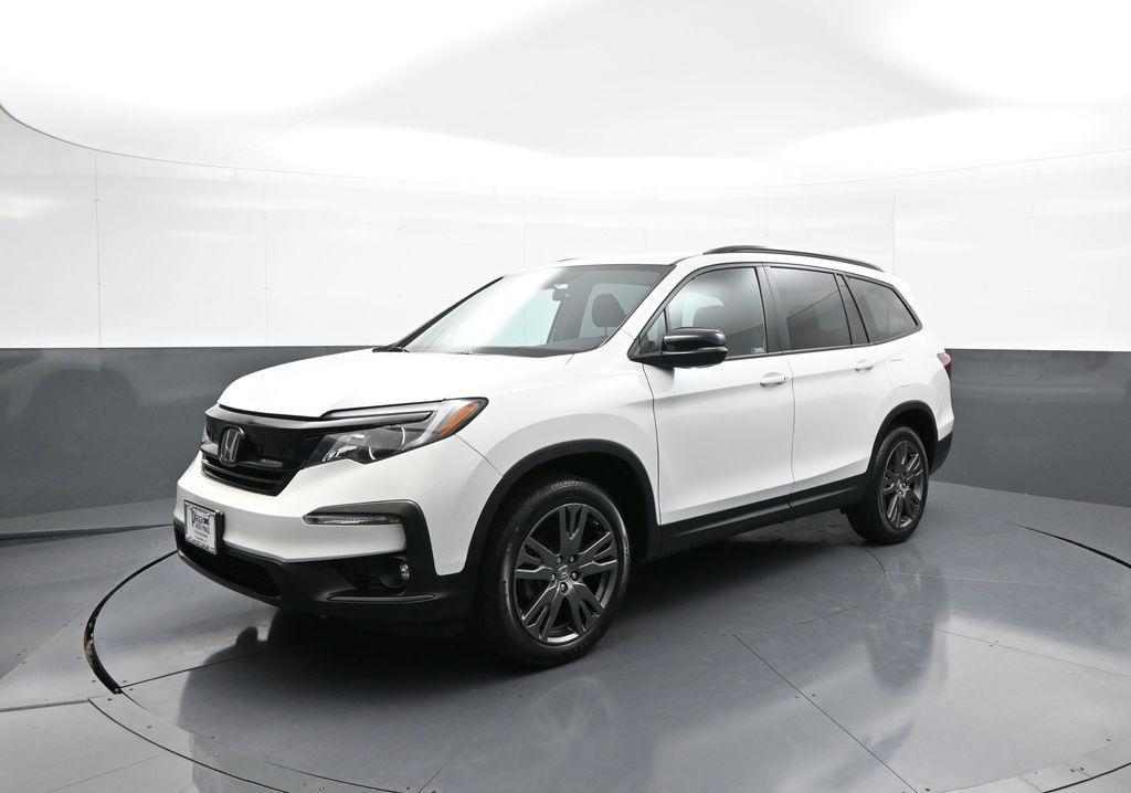 used 2022 Honda Pilot car, priced at $27,000