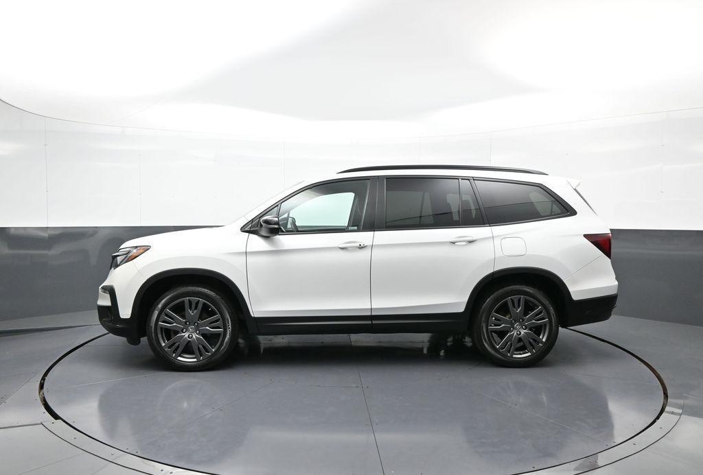 used 2022 Honda Pilot car, priced at $27,000