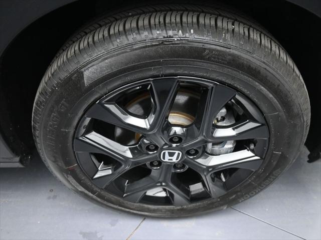 used 2025 Honda HR-V car, priced at $28,500