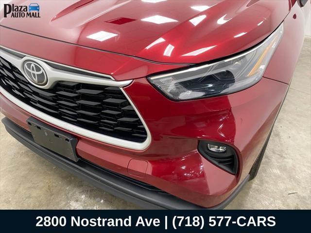 used 2022 Toyota Highlander car, priced at $37,930