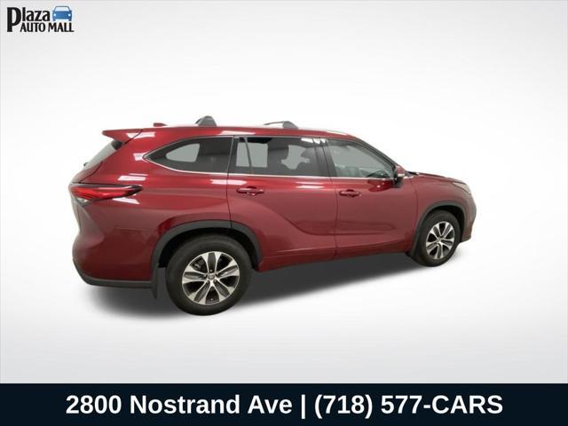 used 2022 Toyota Highlander car, priced at $37,930