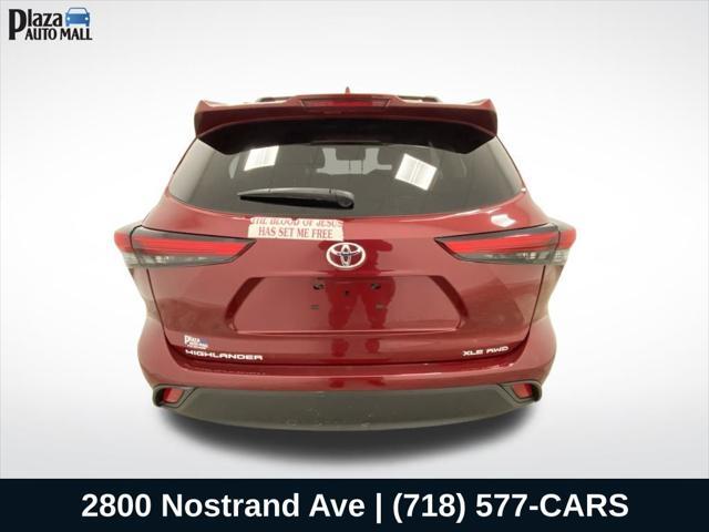 used 2022 Toyota Highlander car, priced at $37,930