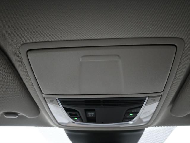 used 2022 Acura TLX car, priced at $31,000