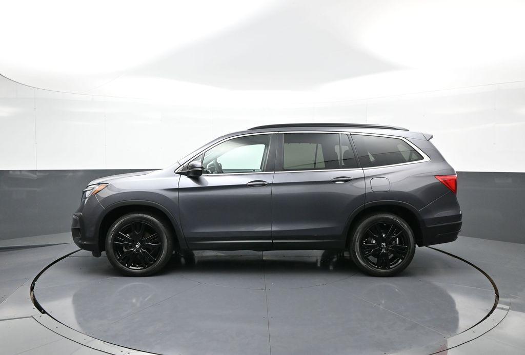 used 2022 Honda Pilot car, priced at $31,000