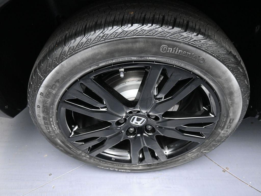 used 2022 Honda Pilot car, priced at $31,000