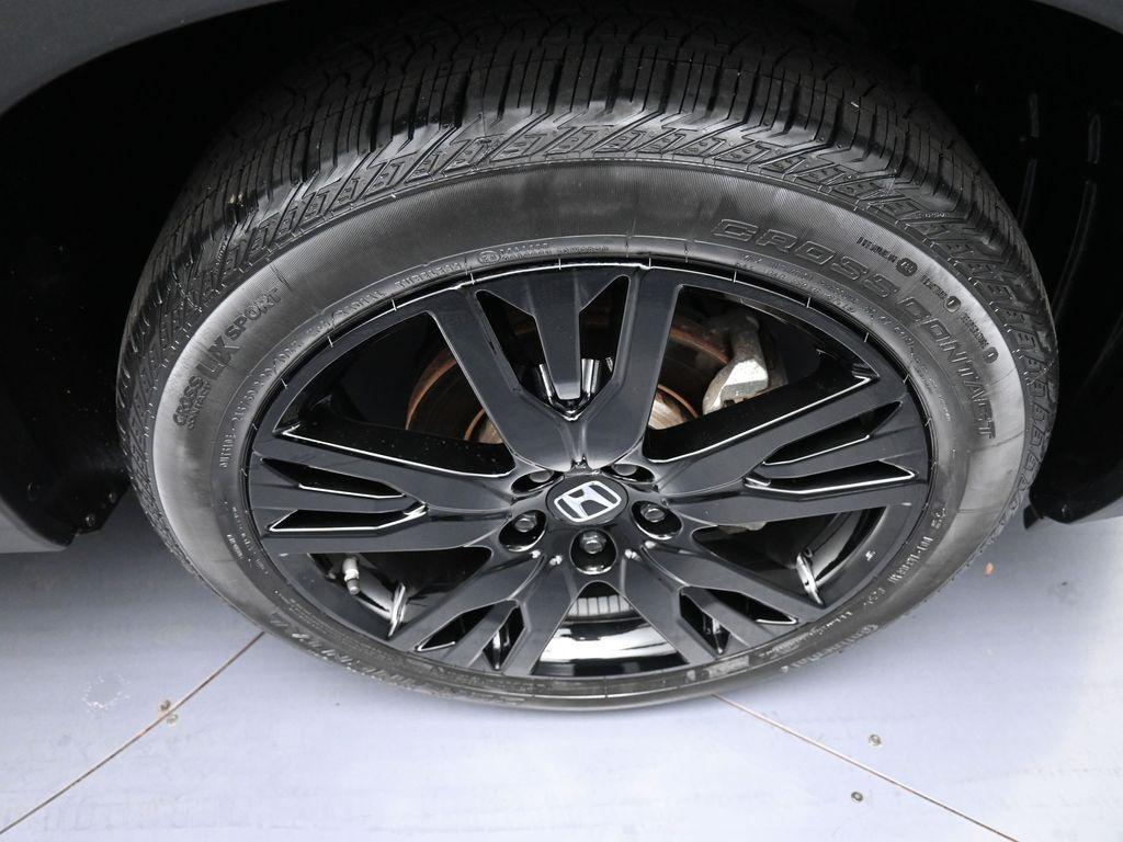 used 2022 Honda Pilot car, priced at $31,000