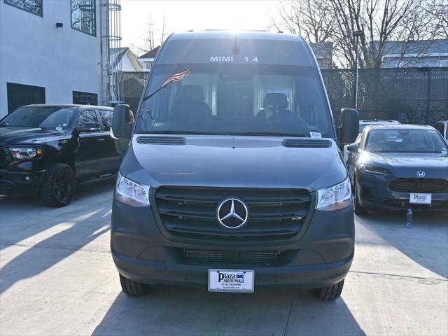 used 2022 Mercedes-Benz Sprinter 4500 car, priced at $59,360