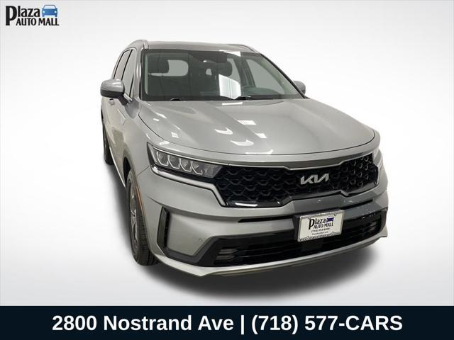 used 2022 Kia Sorento Hybrid car, priced at $27,540