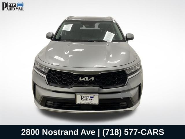 used 2022 Kia Sorento Hybrid car, priced at $27,540