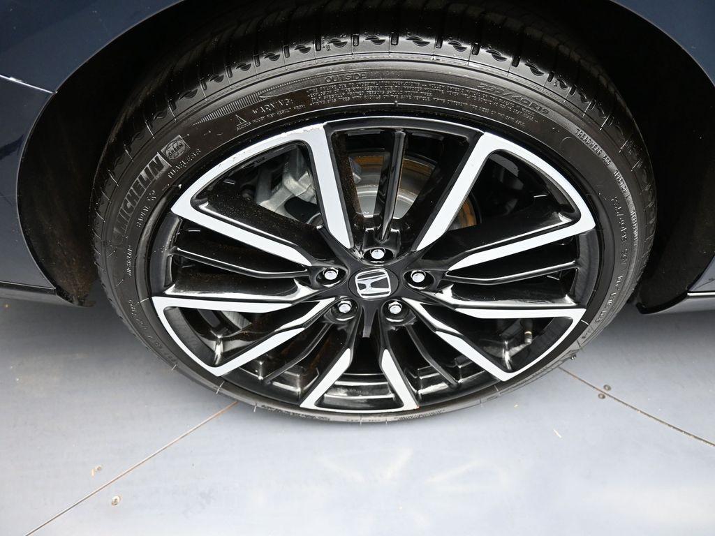 used 2024 Honda Accord Hybrid car, priced at $32,800