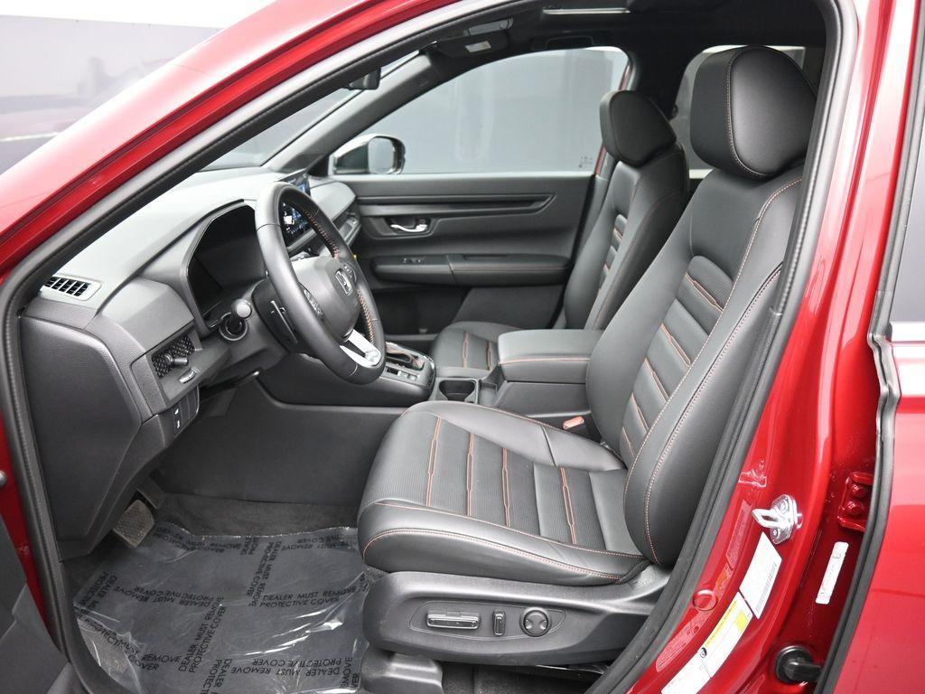 used 2025 Honda CR-V Hybrid car, priced at $37,500