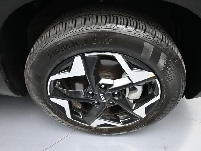 used 2025 Kia Seltos car, priced at $26,000