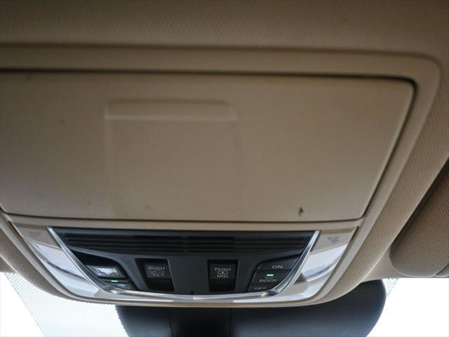 used 2022 Acura RDX car, priced at $33,500