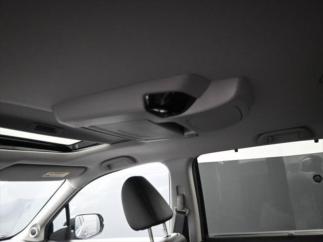 used 2022 Honda Pilot car, priced at $35,000
