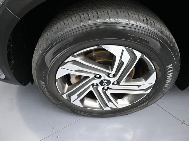 used 2022 Hyundai Santa Fe car, priced at $23,800
