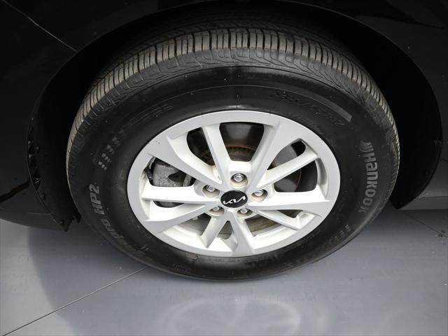 used 2024 Kia Carnival car, priced at $34,100