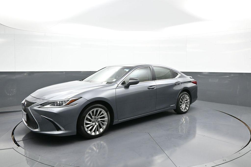 used 2019 Lexus ES 300h car, priced at $23,000