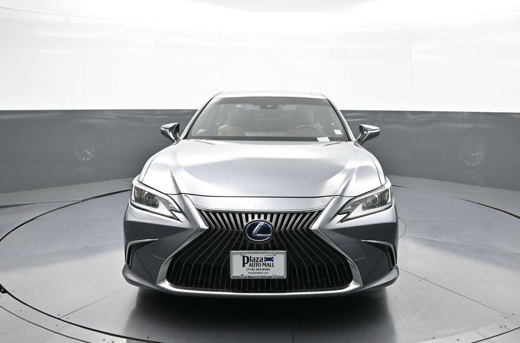 used 2019 Lexus ES 300h car, priced at $23,000