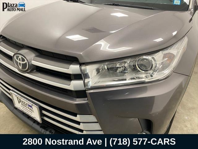 used 2019 Toyota Highlander car, priced at $29,533