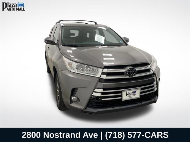 used 2019 Toyota Highlander car, priced at $29,533