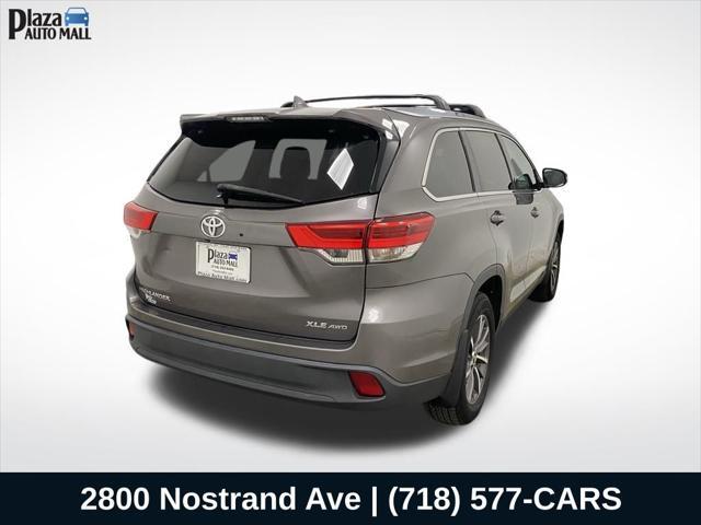 used 2019 Toyota Highlander car, priced at $29,533