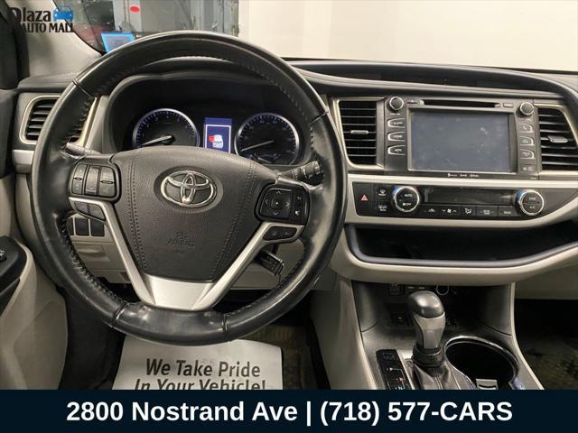 used 2019 Toyota Highlander car, priced at $29,533