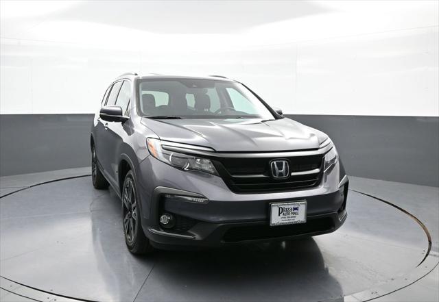 used 2022 Honda Pilot car, priced at $32,000