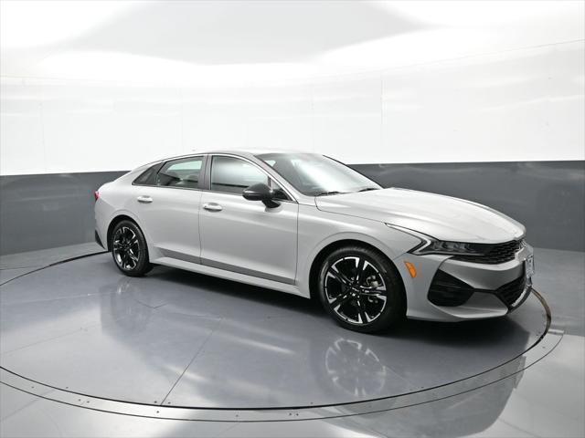 used 2022 Kia K5 car