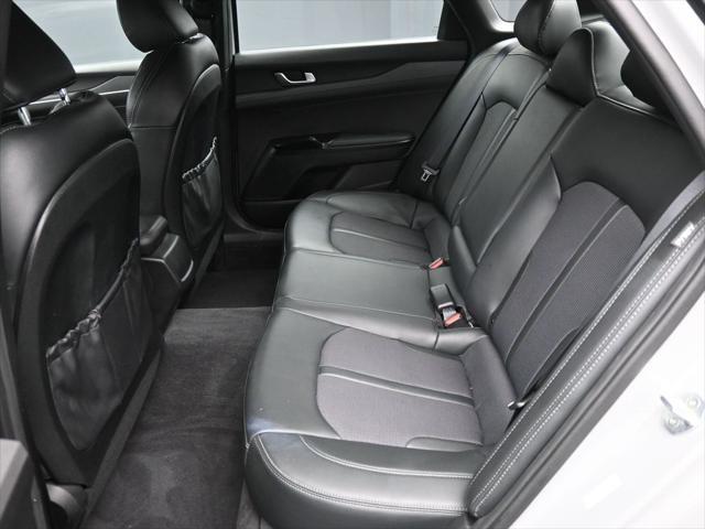 used 2022 Kia K5 car
