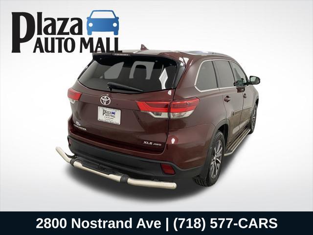 used 2018 Toyota Highlander car, priced at $28,167