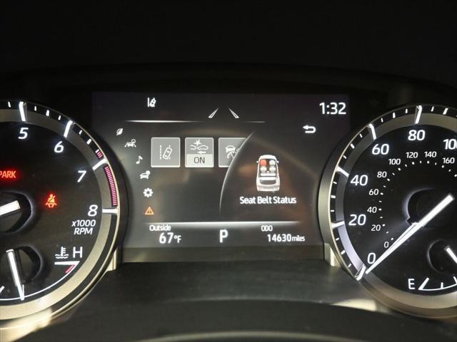used 2022 Toyota Highlander car, priced at $38,700