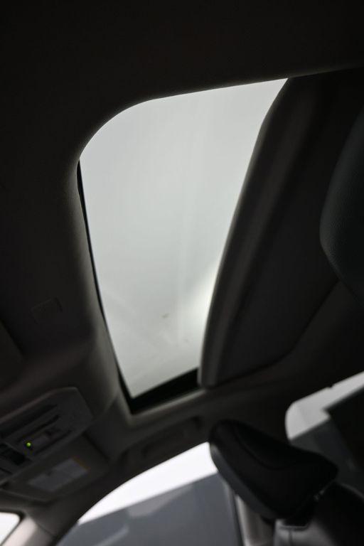 used 2022 Toyota Highlander car, priced at $36,800