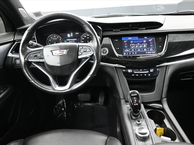 used 2020 Cadillac XT6 car, priced at $23,000