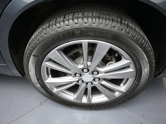 used 2020 Cadillac XT6 car, priced at $23,000