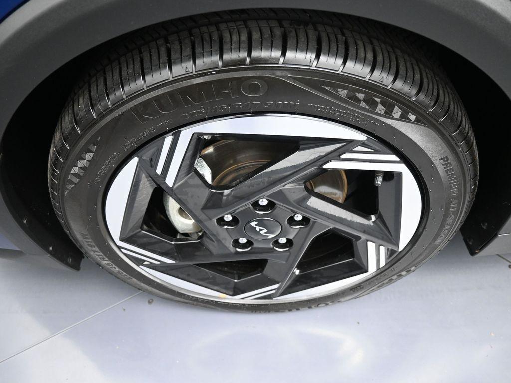 used 2025 Kia K4 car, priced at $22,500